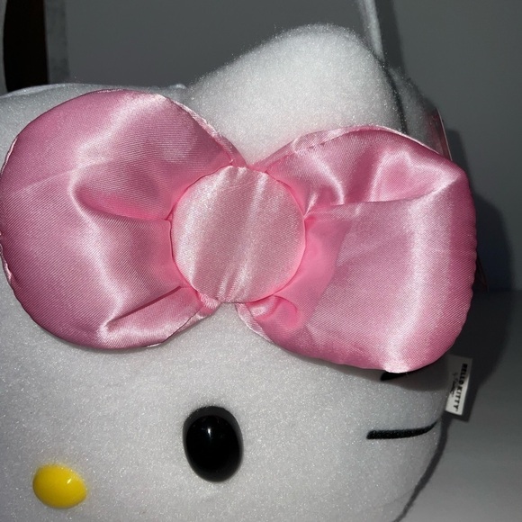 Hello Kitty plush Easter basket/bucket - Picture 6 of 12